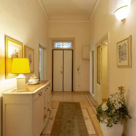 Appia Royal Oda ve Kahvaltı